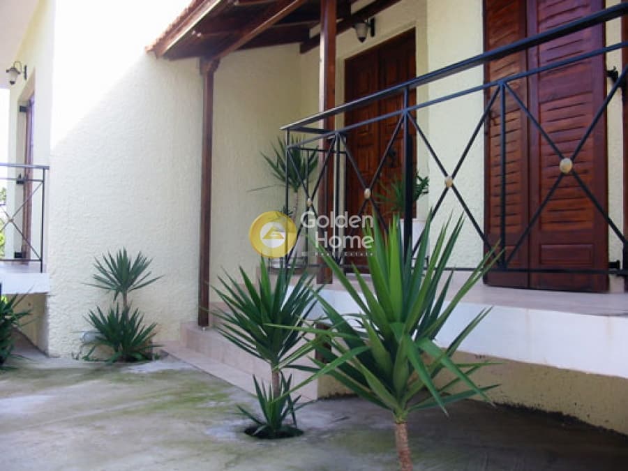 House in Center, Diakopto — Photo 13 of 20