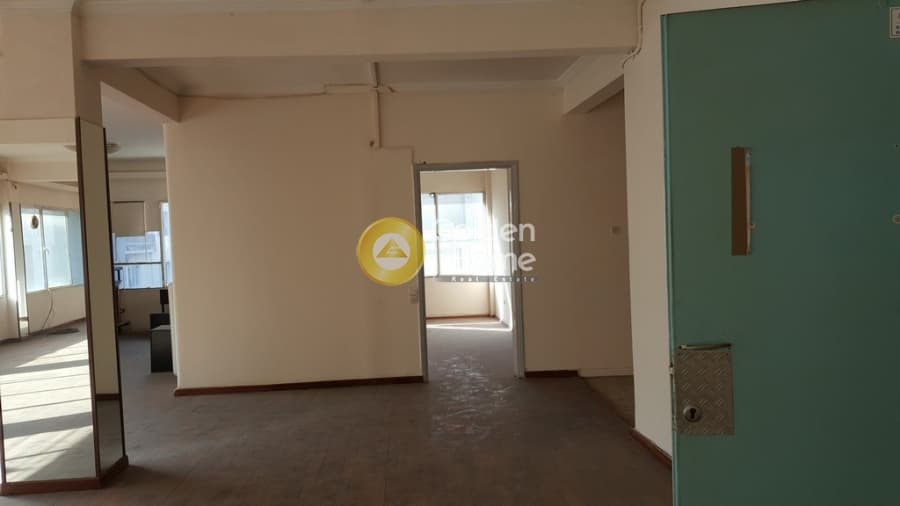 Office in Terpsithea, Piraeus — Photo 13 of 14