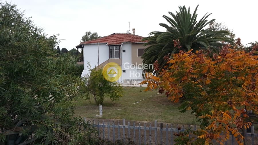 House in Portes, Moudania — Photo 1 of 13
