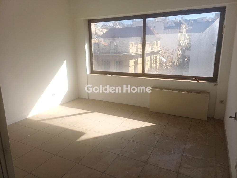 Office in Plateia Koliatsou, Patision - Acharnon — Photo 5 of 17