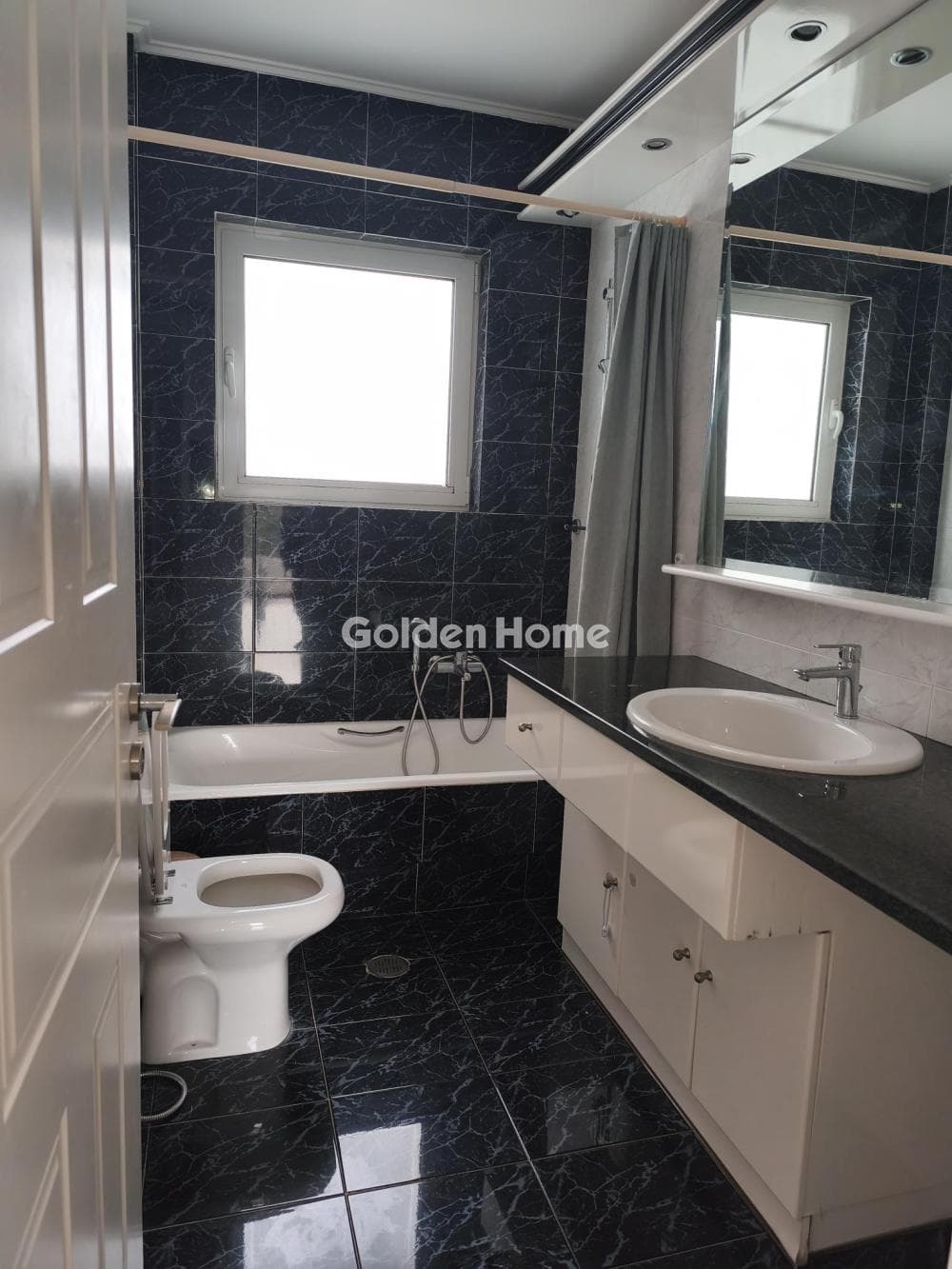 Apartment in Pigadakia, Vouliagmeni — Photo 15 of 18