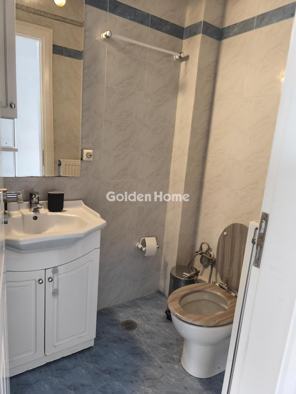 Apartment in Pigadakia, Vouliagmeni — Photo 17 of 18