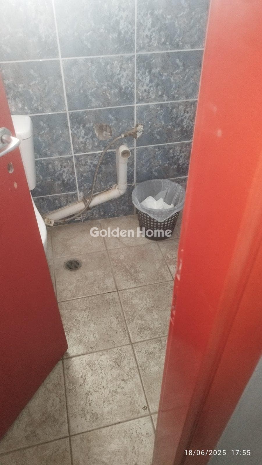 Κατάστημα στην Νεάπολη, Νίκος Καζαντζάκης — Φωτογραφία 6 από 16