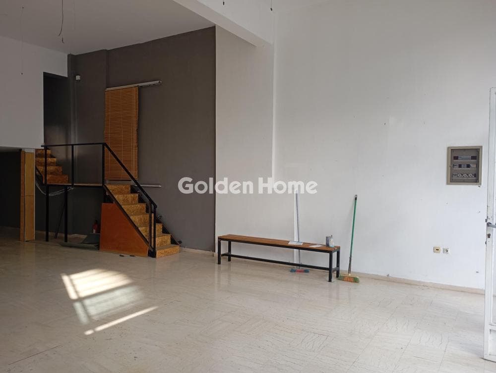 Retail Store in Saframpoli, Nea Ionia — Photo 9 of 27