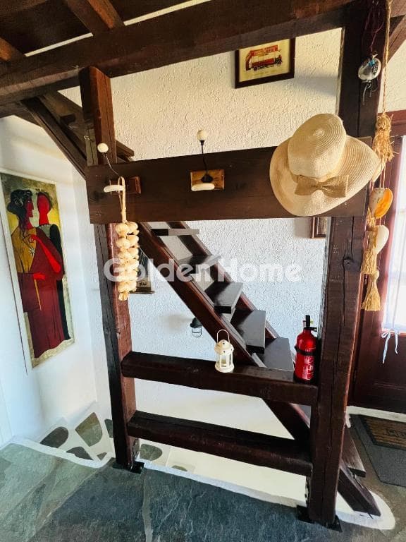 House in Ioulida, Kea — Photo 11 of 30
