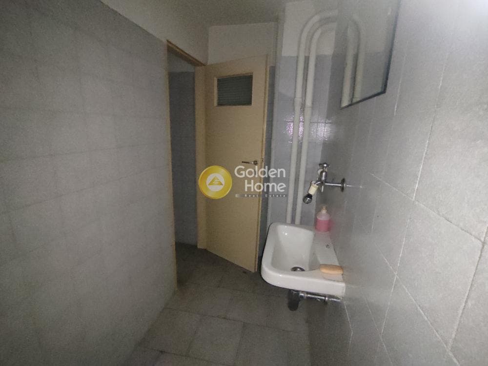 Retail Store in Plateia Koliatsou, Patision - Acharnon — Photo 10 of 15