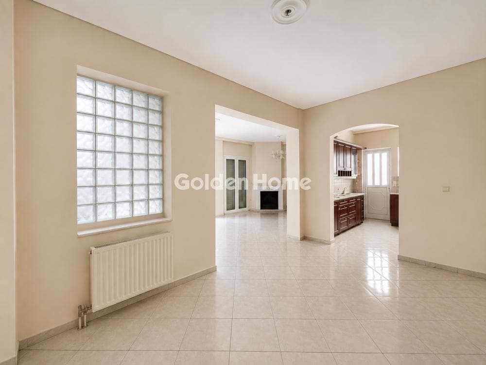 Apartment in Metamorfosi, Chalandri — Photo 2 of 19