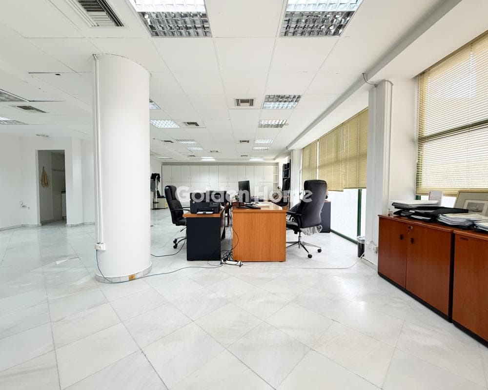 Office in Pigada, Piraeus — Photo 4 of 12