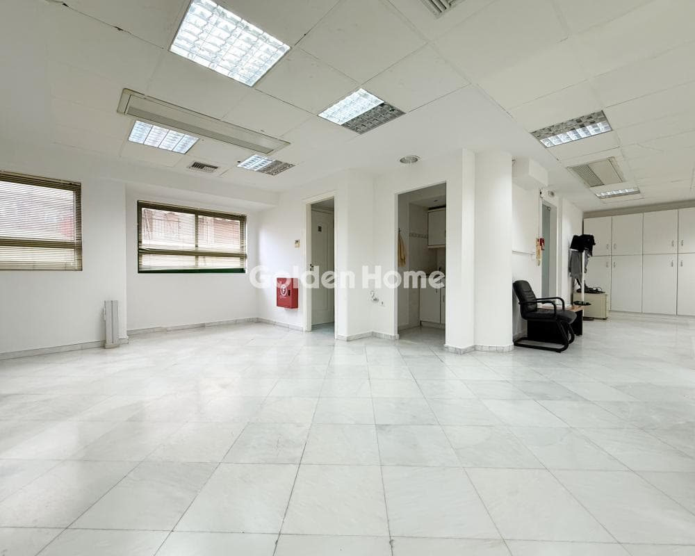 Office in Pigada, Piraeus — Photo 7 of 12