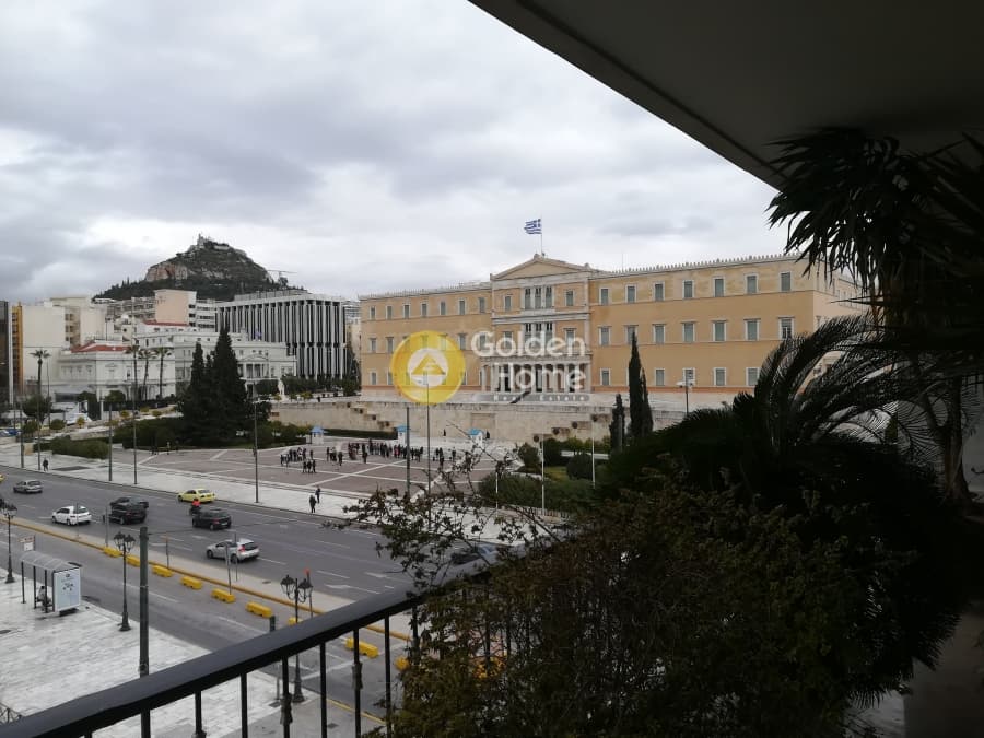 Apartment in Sintagma, Kentro — Photo 1 of 7