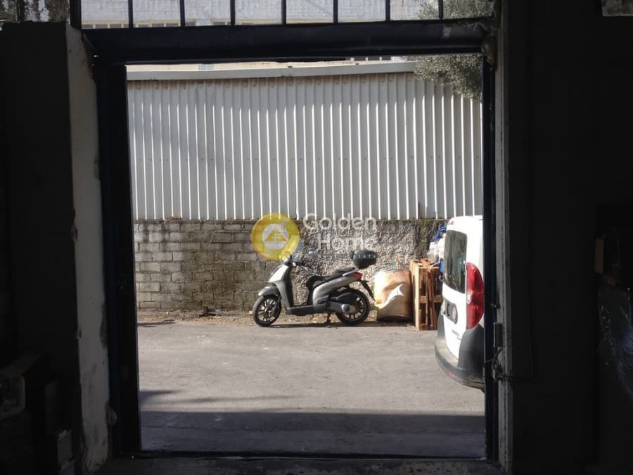 Βιομηχανικός Χώρος στην Αγία Βαρβάρα Λυκοβρύσεως, Λυκόβρυση — Φωτογραφία 2 από 14