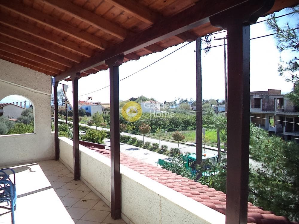 House in Valimitika, Aigio — Photo 2 of 11
