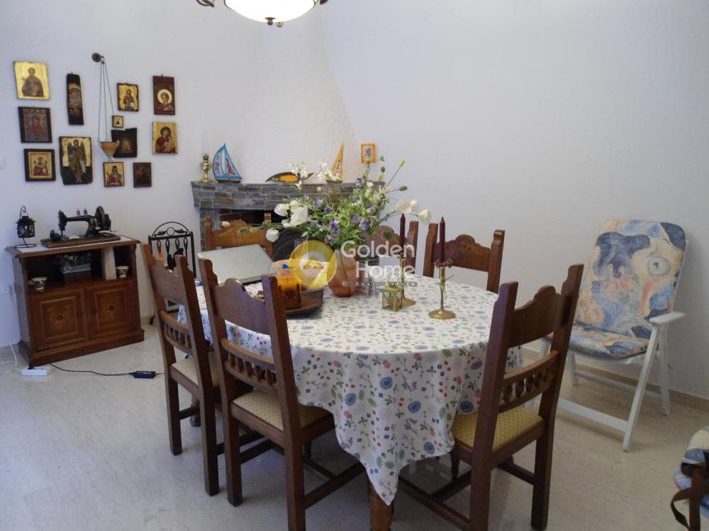 House in Mpatsi, Andros — Photo 15 of 24