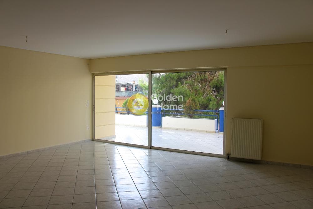 Apartment in Kokkinia, Nikaia — Photo 2 of 9