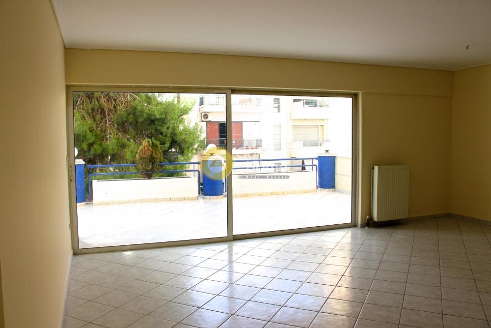 Apartment in Kokkinia, Nikaia — Photo 3 of 9