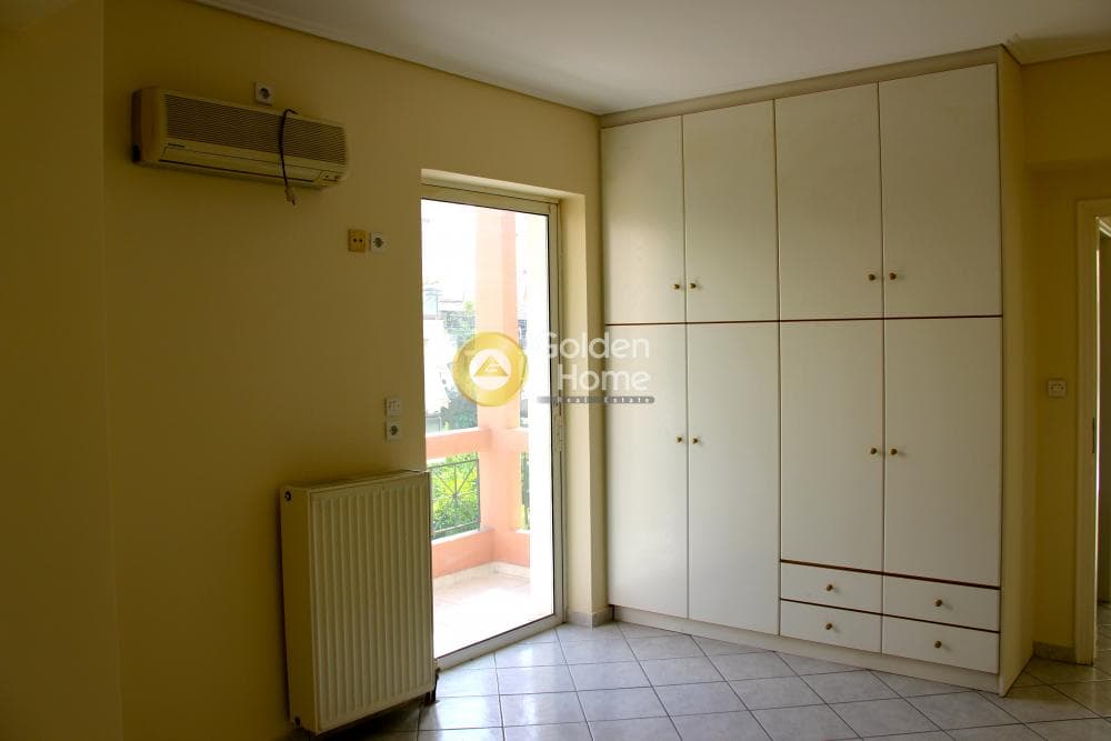 Apartment in Kokkinia, Nikaia — Photo 7 of 9