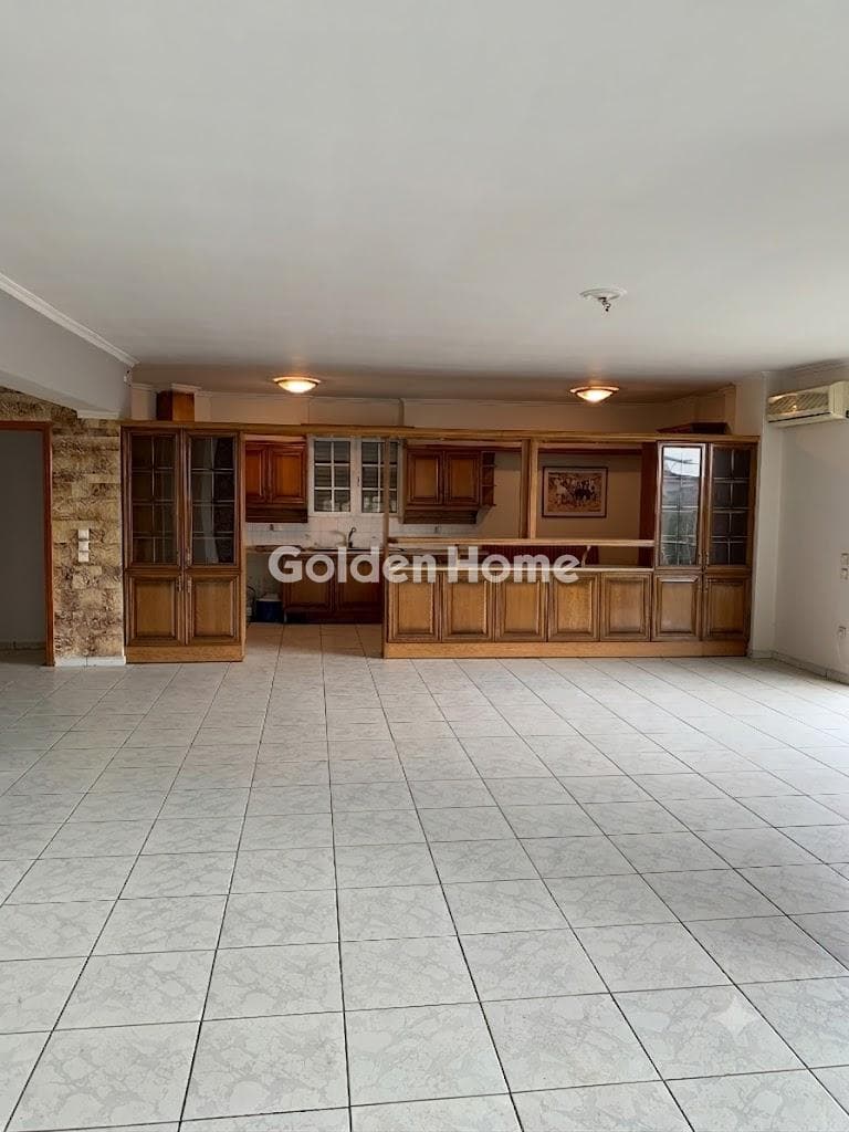 Apartment in Aspra Chomata, Nikaia — Photo 8 of 33