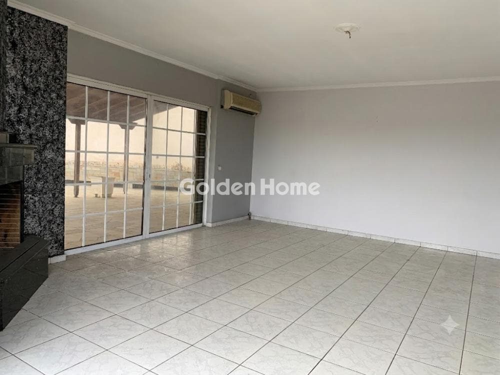 Apartment in Aspra Chomata, Nikaia — Photo 5 of 33
