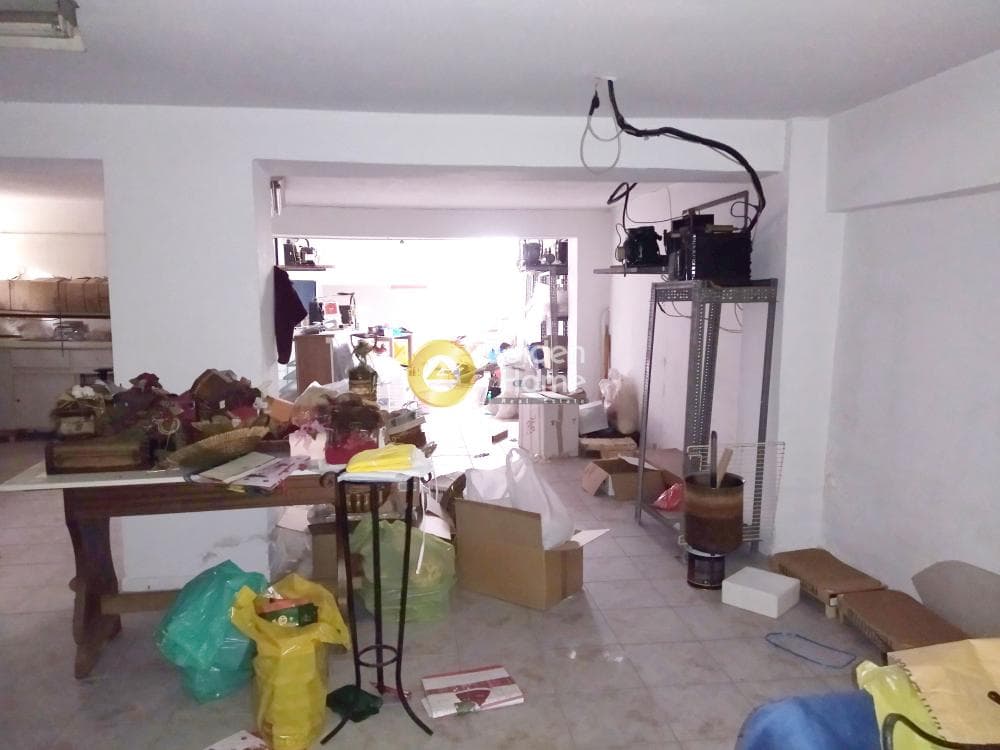 Retail Store in Politechnioupoli, Zografou — Photo 10 of 14