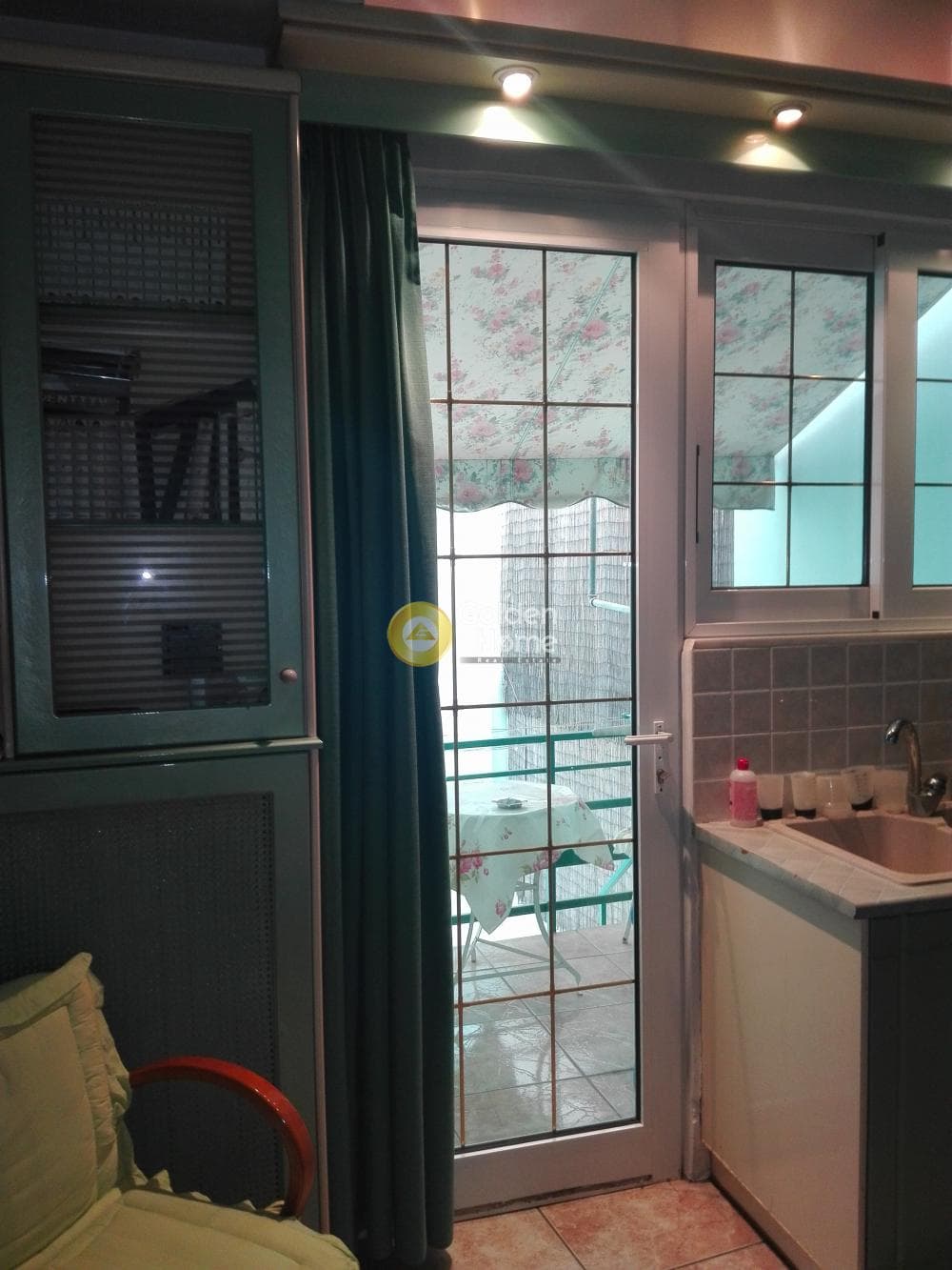Office in Eleftherias square, Koridallos — Photo 2 of 18