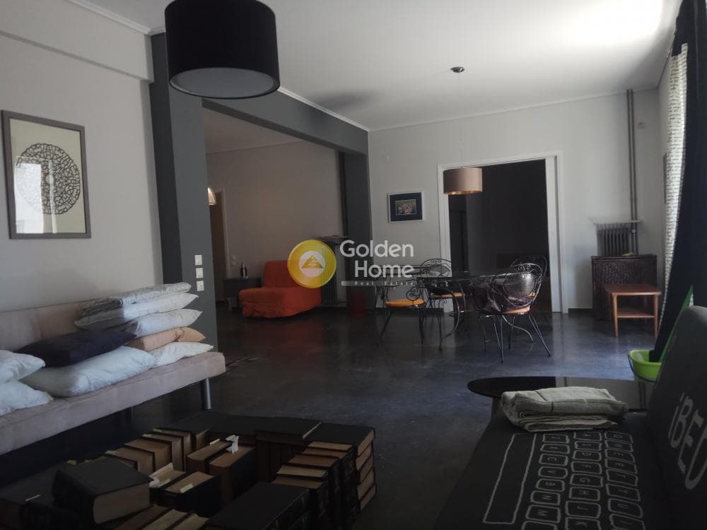 Apartment in Politechneio, Exarchia - Neapoli — Photo 2 of 17