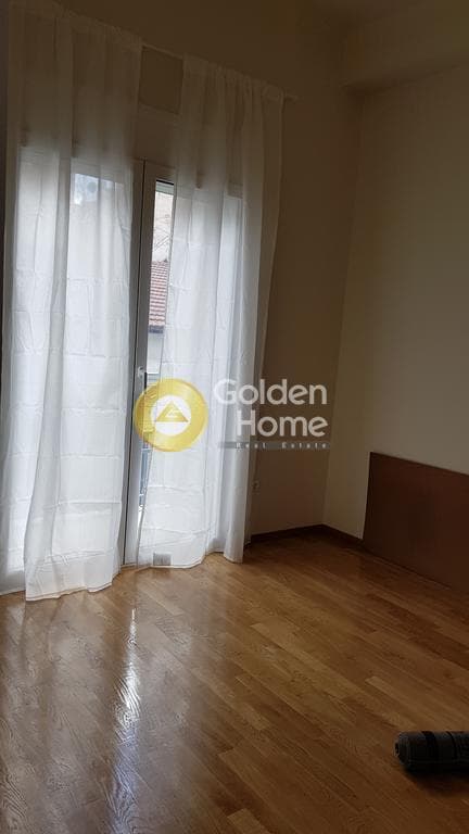 Apartment in Politechneio, Exarchia - Neapoli — Photo 4 of 16