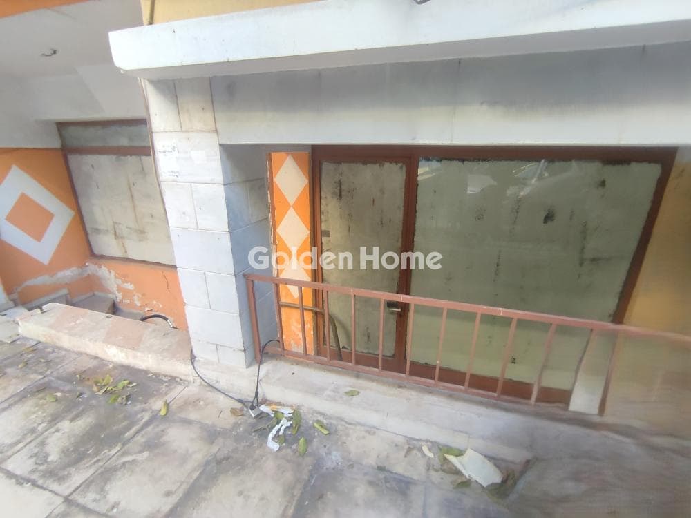 Retail Store in Plateia Davaki, Kalithea — Photo 2 of 2
