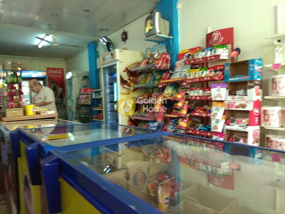 Retail Store in Center, Moschato — Photo 4 of 4