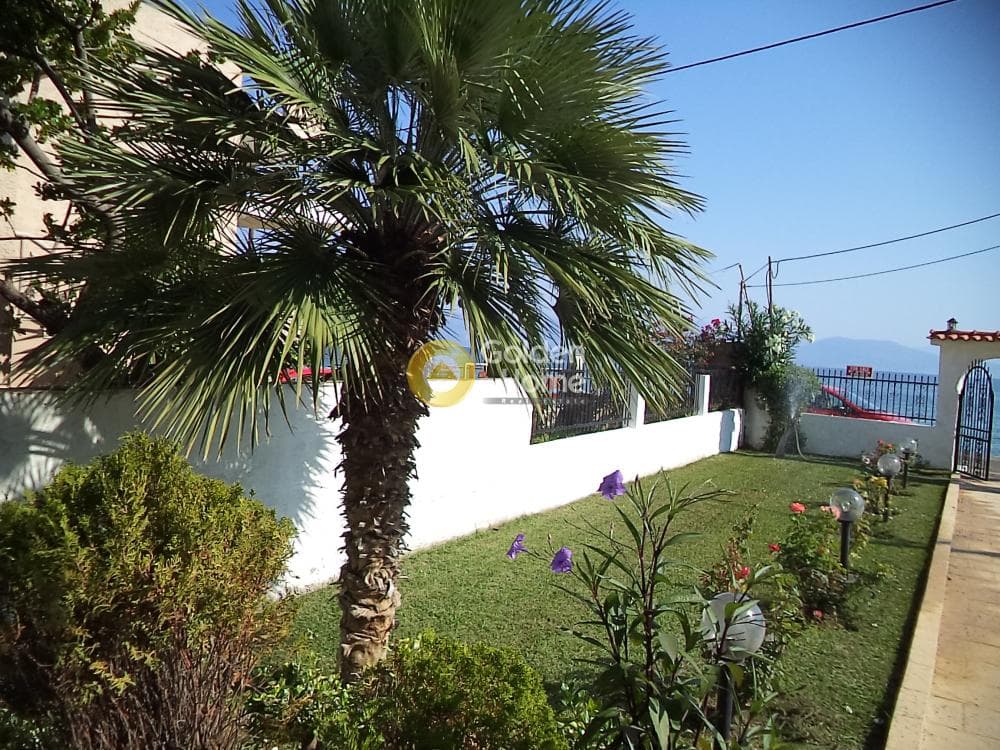 House in Center, Diakopto — Photo 13 of 18