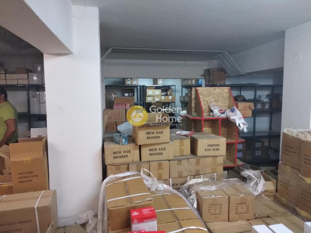 Retail Store in Ravenia, Attiki — Photo 9 of 33