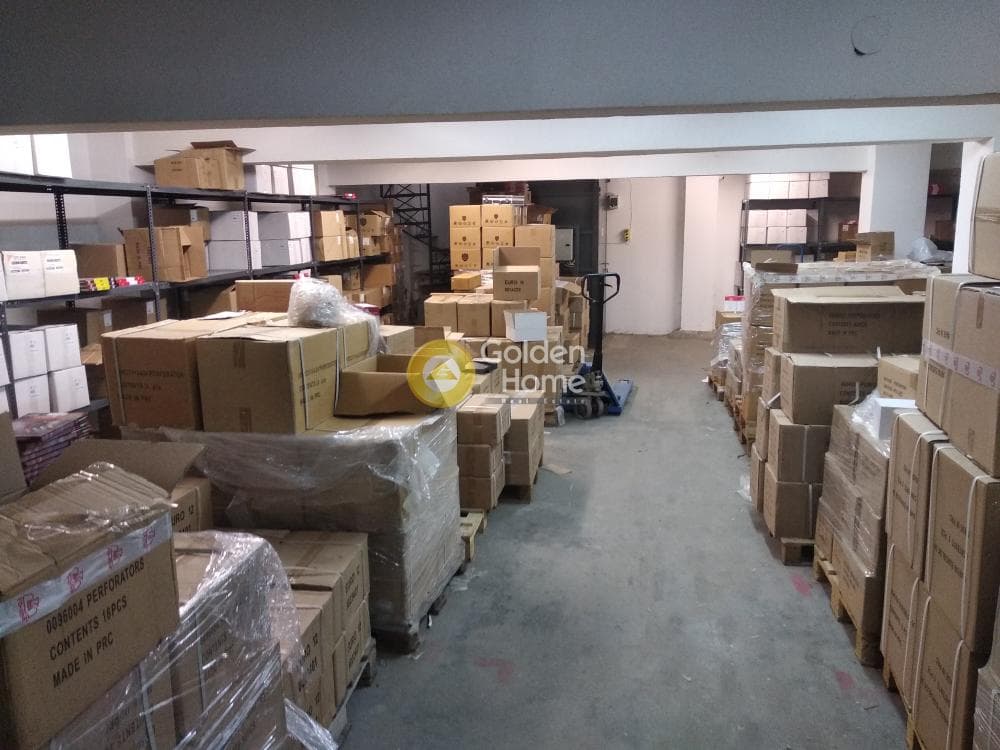 Retail Store in Ravenia, Attiki — Photo 17 of 33