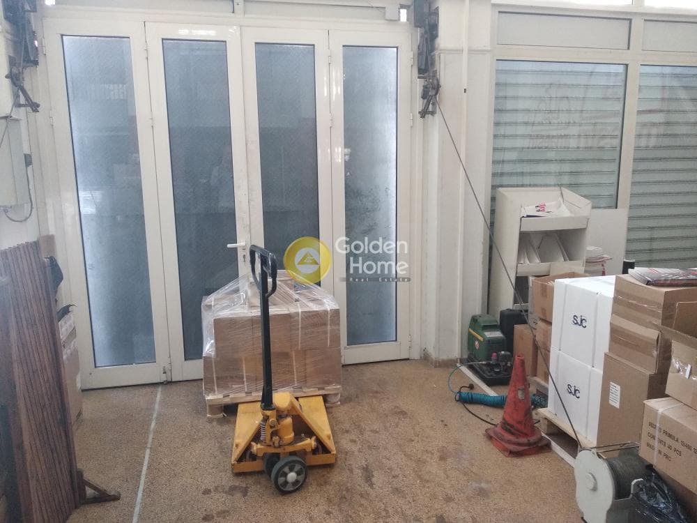 Retail Store in Ravenia, Attiki — Photo 21 of 33