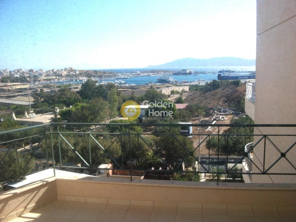 Apartment in Center, Lavrio — Photo 1 of 11