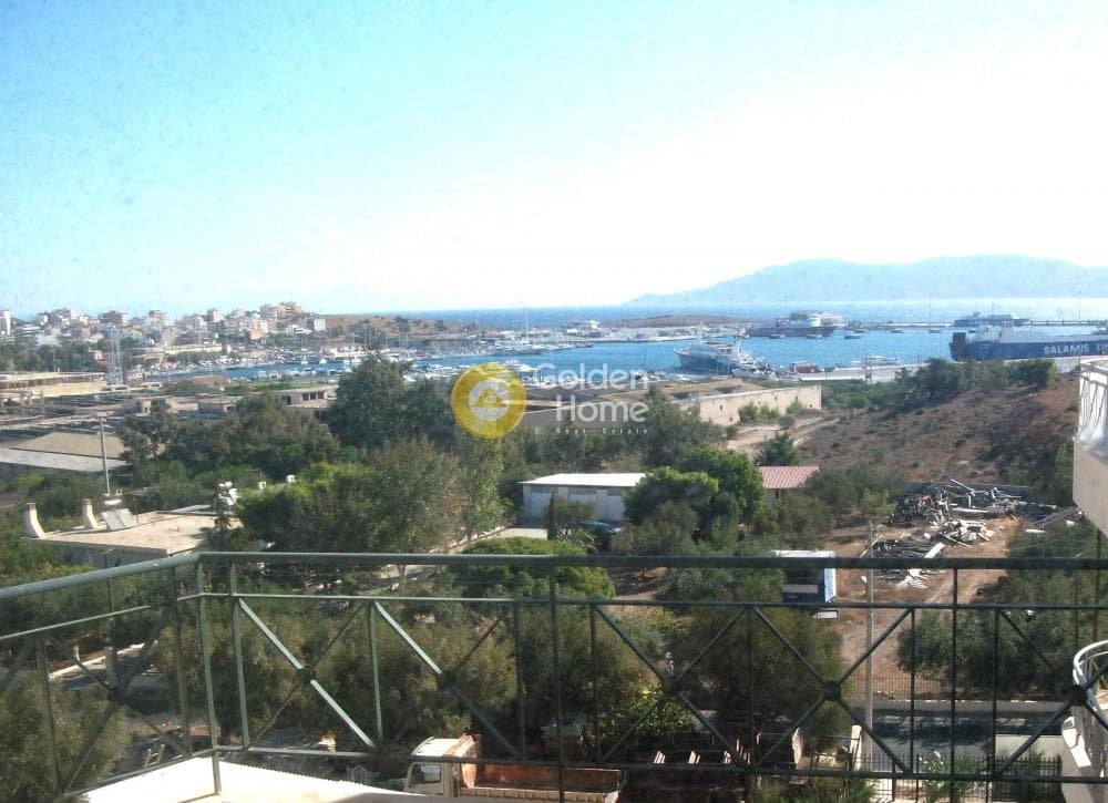 Apartment in Center, Lavrio — Photo 2 of 11