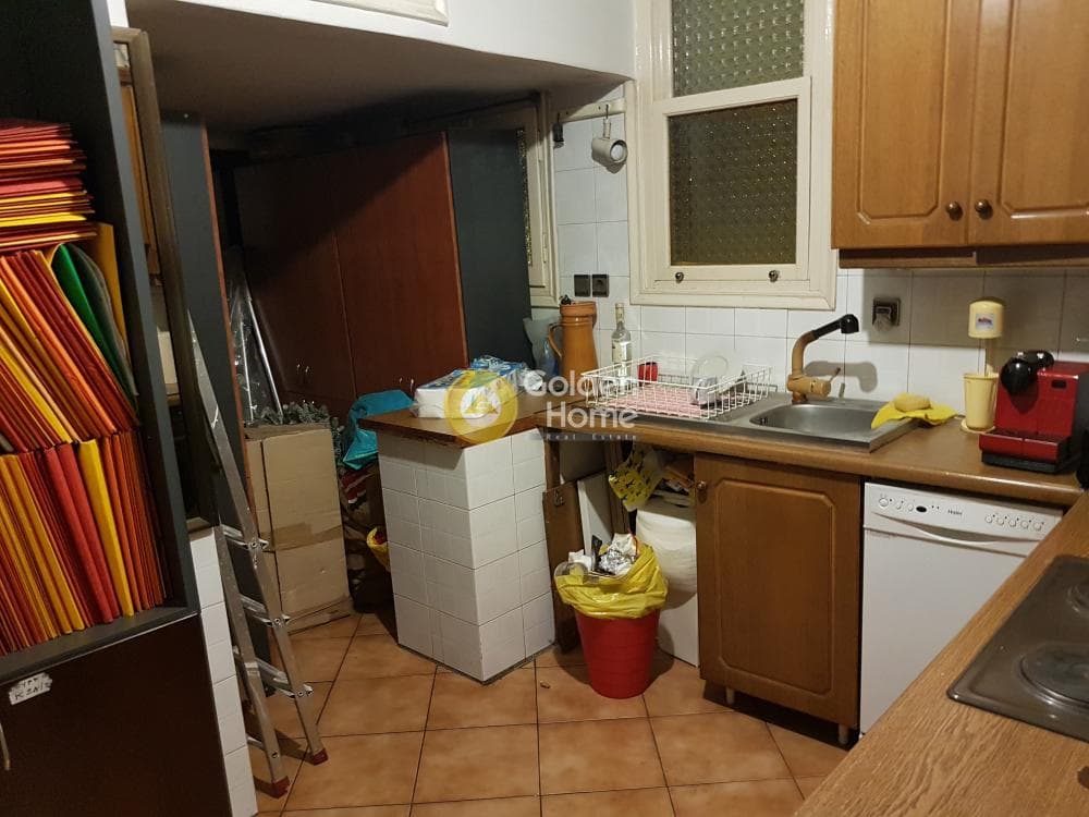Apartment in Politechneio, Exarchia - Neapoli — Photo 8 of 11