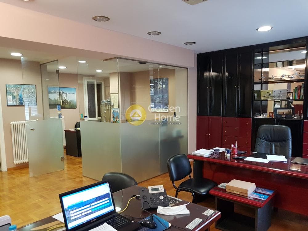 Apartment in Politechneio, Exarchia - Neapoli — Photo 2 of 11
