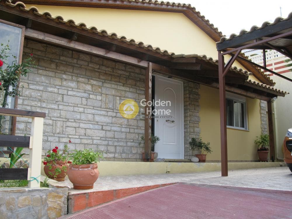 House in Mikrolimano, Lavrio — Photo 5 of 19