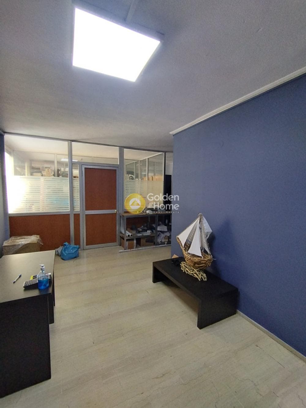Office in Agia Sofia, Piraeus — Photo 11 of 16
