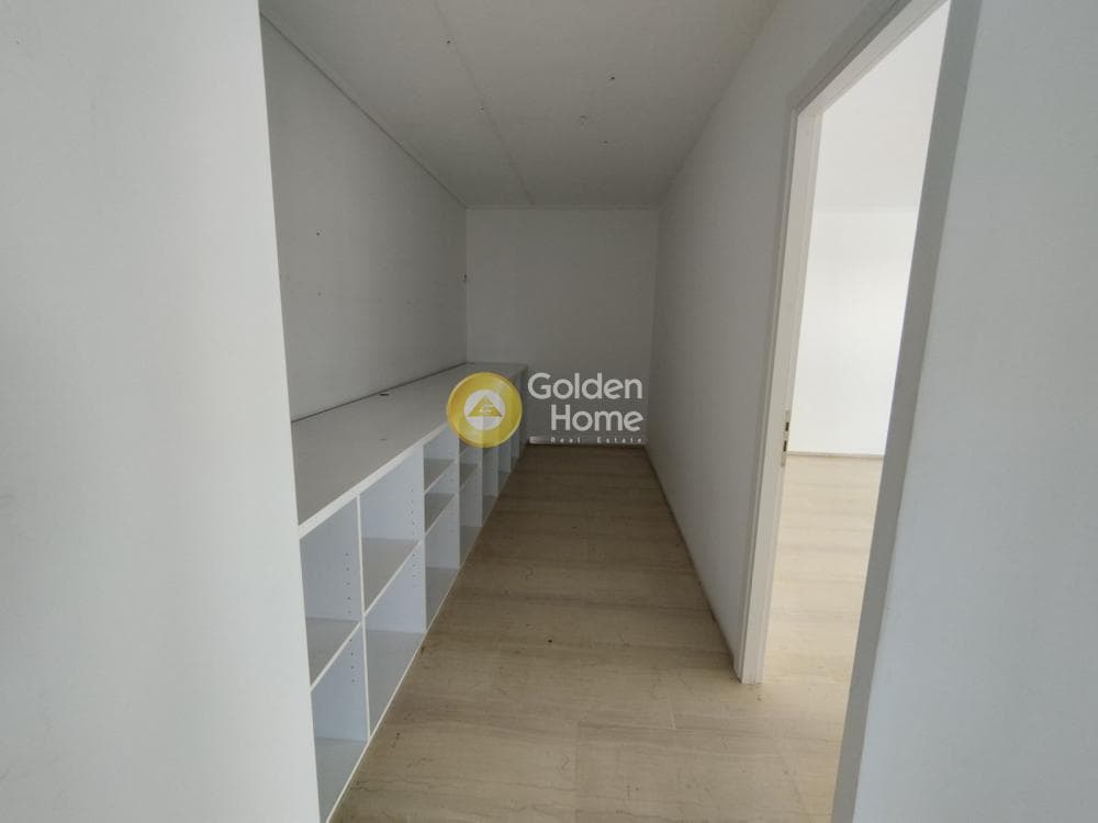 Office in Agia Sofia, Piraeus — Photo 13 of 16