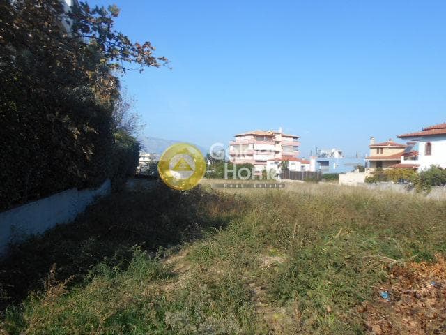 Building Plot in Center, Markopoulo — Photo 1 of 6