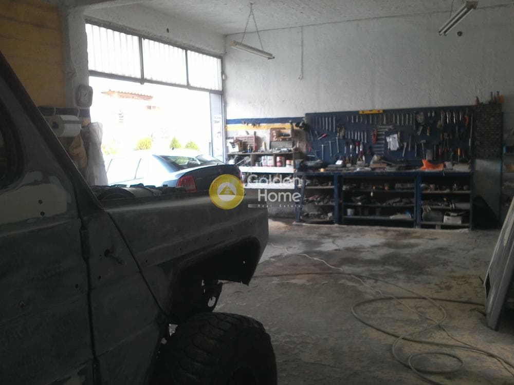 Retail Store in Agios Nikolaos, Kamatero — Photo 1 of 2