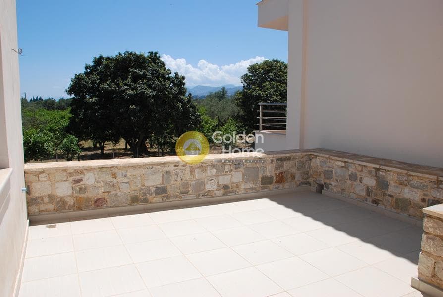 House in Rododafni, Aigio — Photo 6 of 8