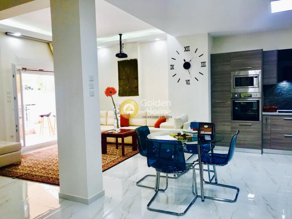 Apartment in Osios Loukas, Patisia — Photo 1 of 34