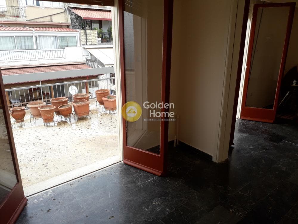 Apartment in Rouf, Tavros — Photo 11 of 28