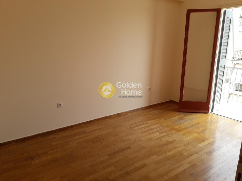 Apartment in Rouf, Tavros — Photo 2 of 28