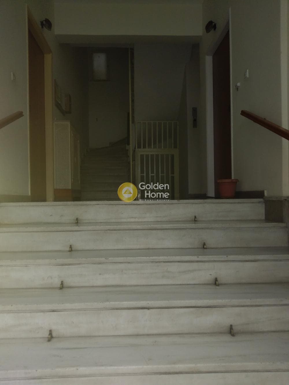 Apartment in Platia Attikis, Attiki — Photo 1 of 12