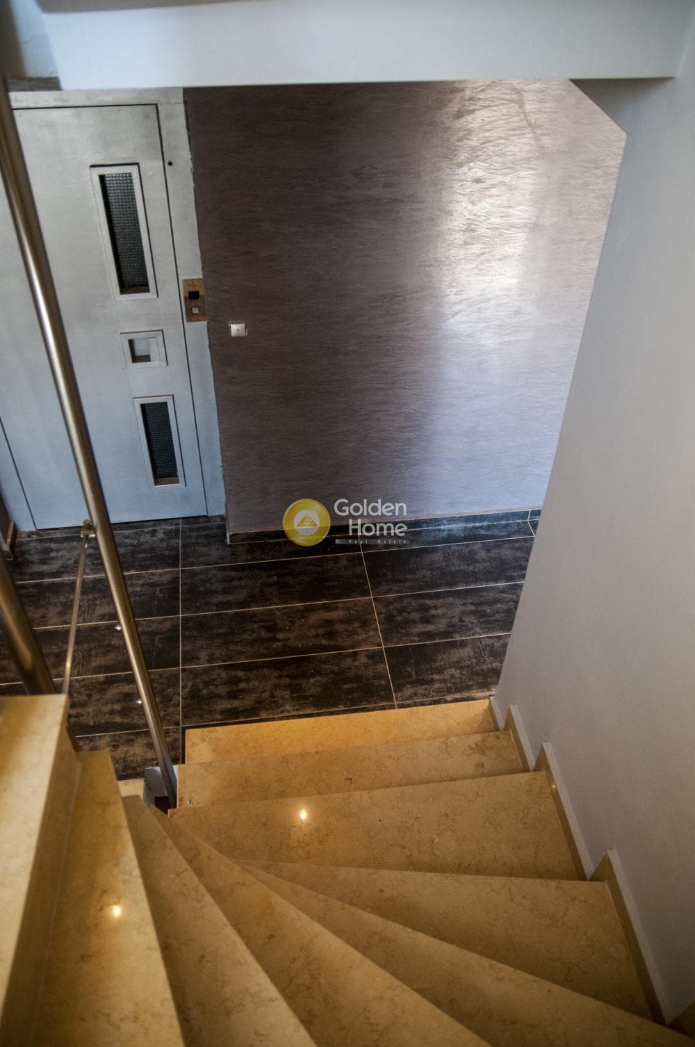 Apartment in Center, Lavrio — Photo 9 of 34