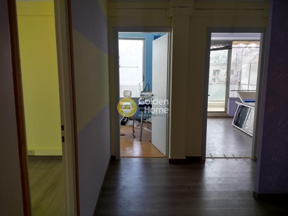 Office in Pigada, Piraeus — Photo 4 of 17