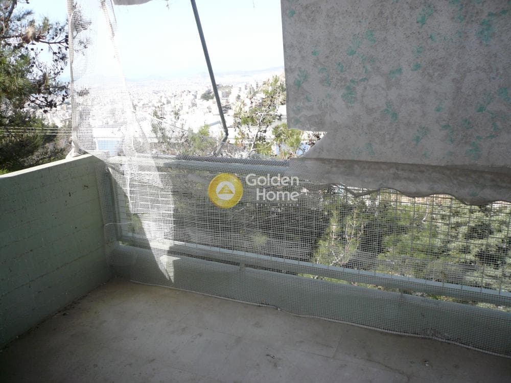 Apartment in Kareas, Vironas — Photo 14 of 15
