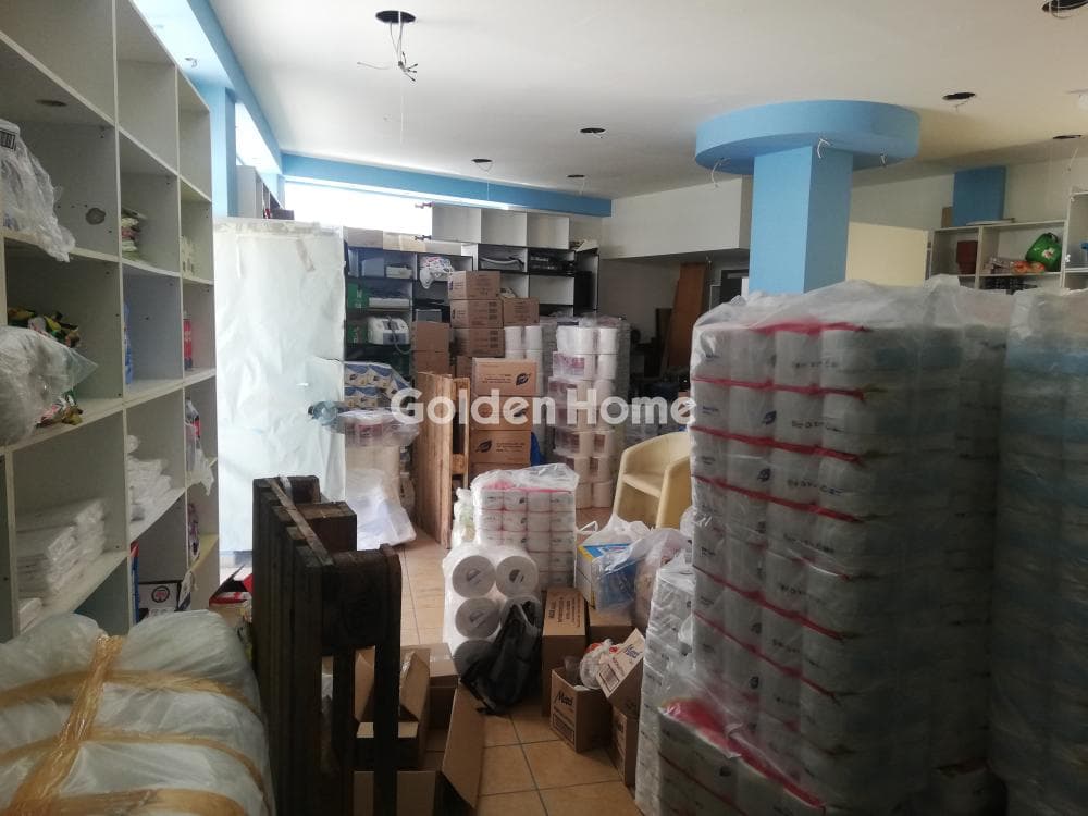 Retail Store in Antheon, Agios Dimitrios — Photo 4 of 14